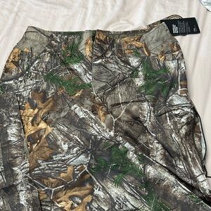 Under Armour Real Tree Green and Brown Camouflage pants 34/32